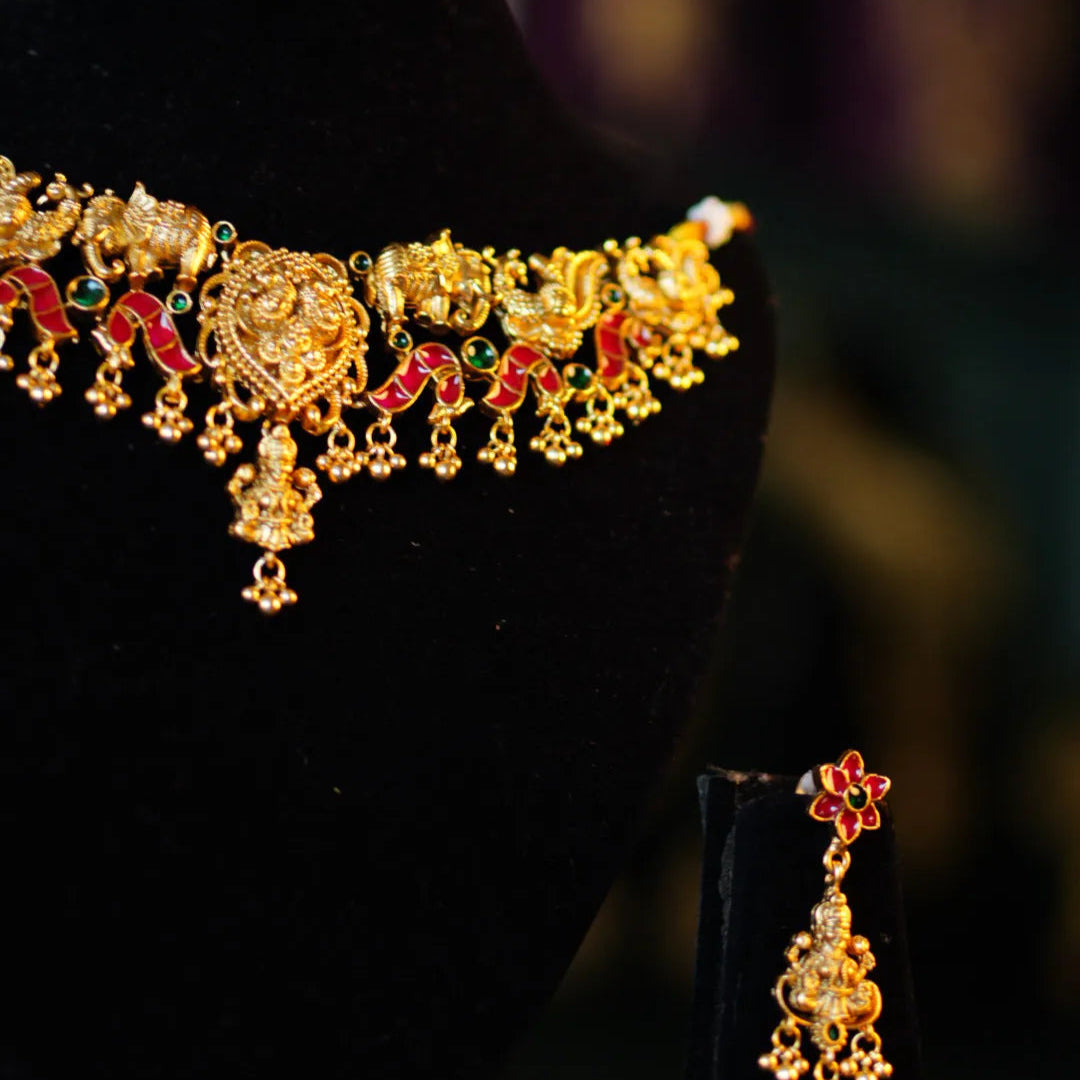 Royal Gold-Plated Choker Set